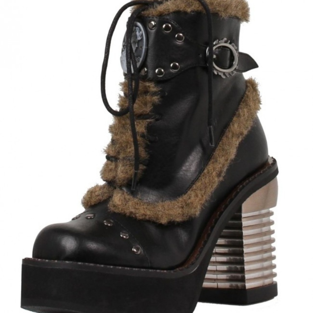Daire Black Cameo Chunk Heel Ankle Boot w/Faux Fur